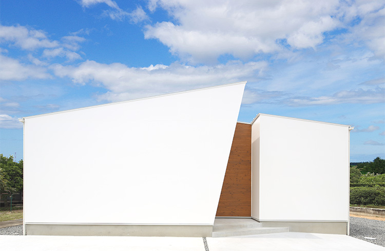 防犯性・プライバシーを守る機能的なデザイン。