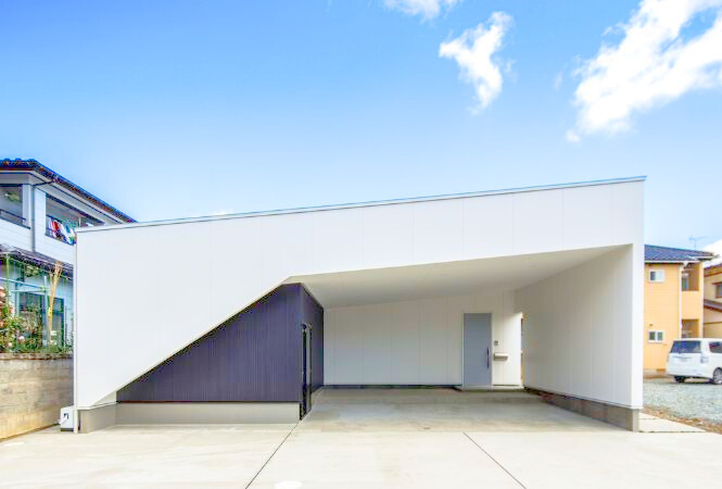 大胆なフォルムで魅せる、機能美あふれる平屋